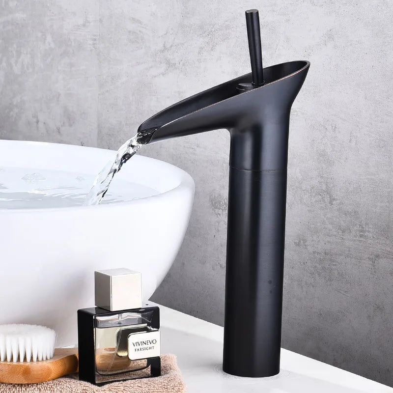 Robinet de Salle de Bain Cascade Moderne – Mitigeur à Poignée Unique pour Lavabo Appareils de plomberie Electro Paris