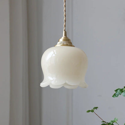 Applique Murale Et Lustre Floral Néoclassique Pour Éclairage Luxueux Et Décoration Élégante Wall Light Electro Paris