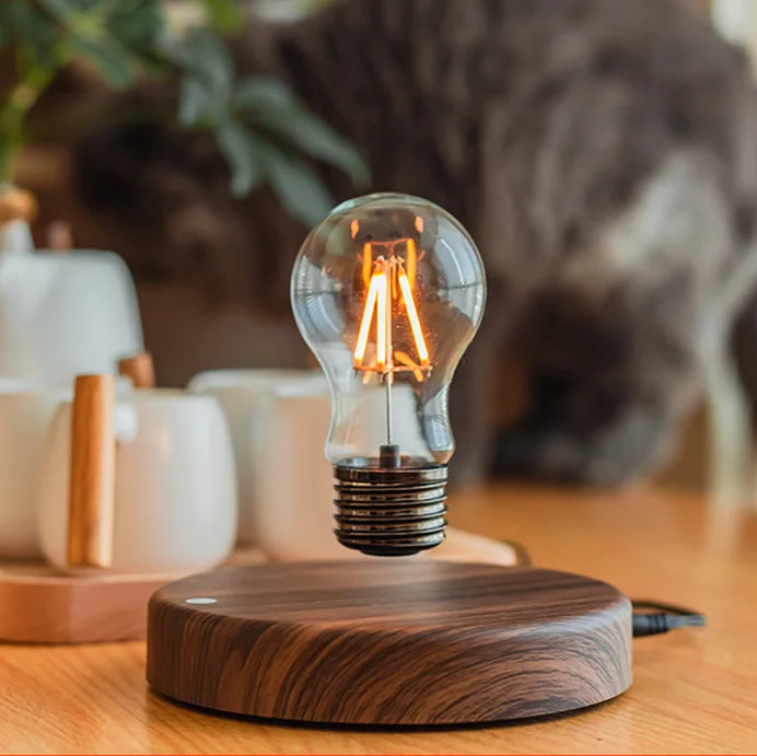 Lampe Flottante LED avec Ampoule Magnétique en Verre et Base en Bois Light Electro Paris