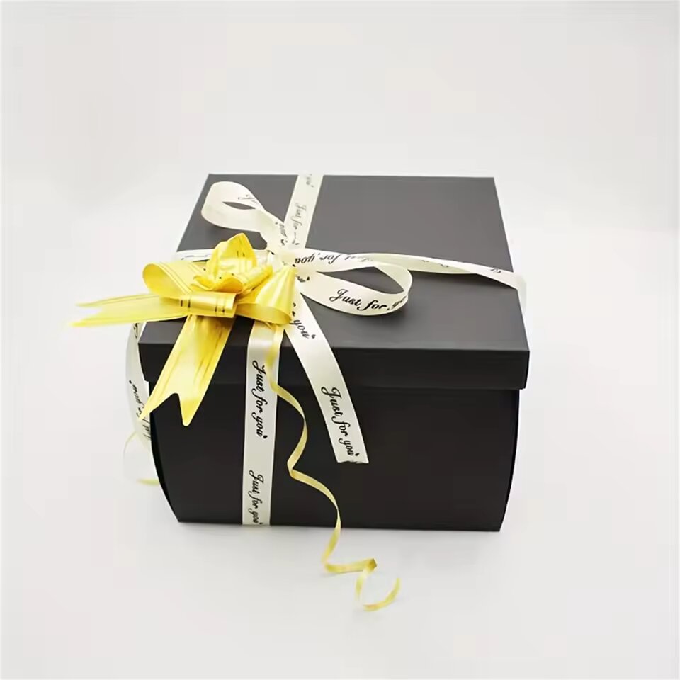 Coffret Cadeau Surprise Explosion DIY Pour Créer Des Souvenirs Inoubliables Surprise DIY gift box Electro Paris Noir