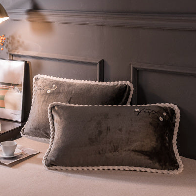 Parure De Lit En Velours Fin Pour Luxe, Confort Ultime Et Sommeil Réparateur Bedding Electro Paris