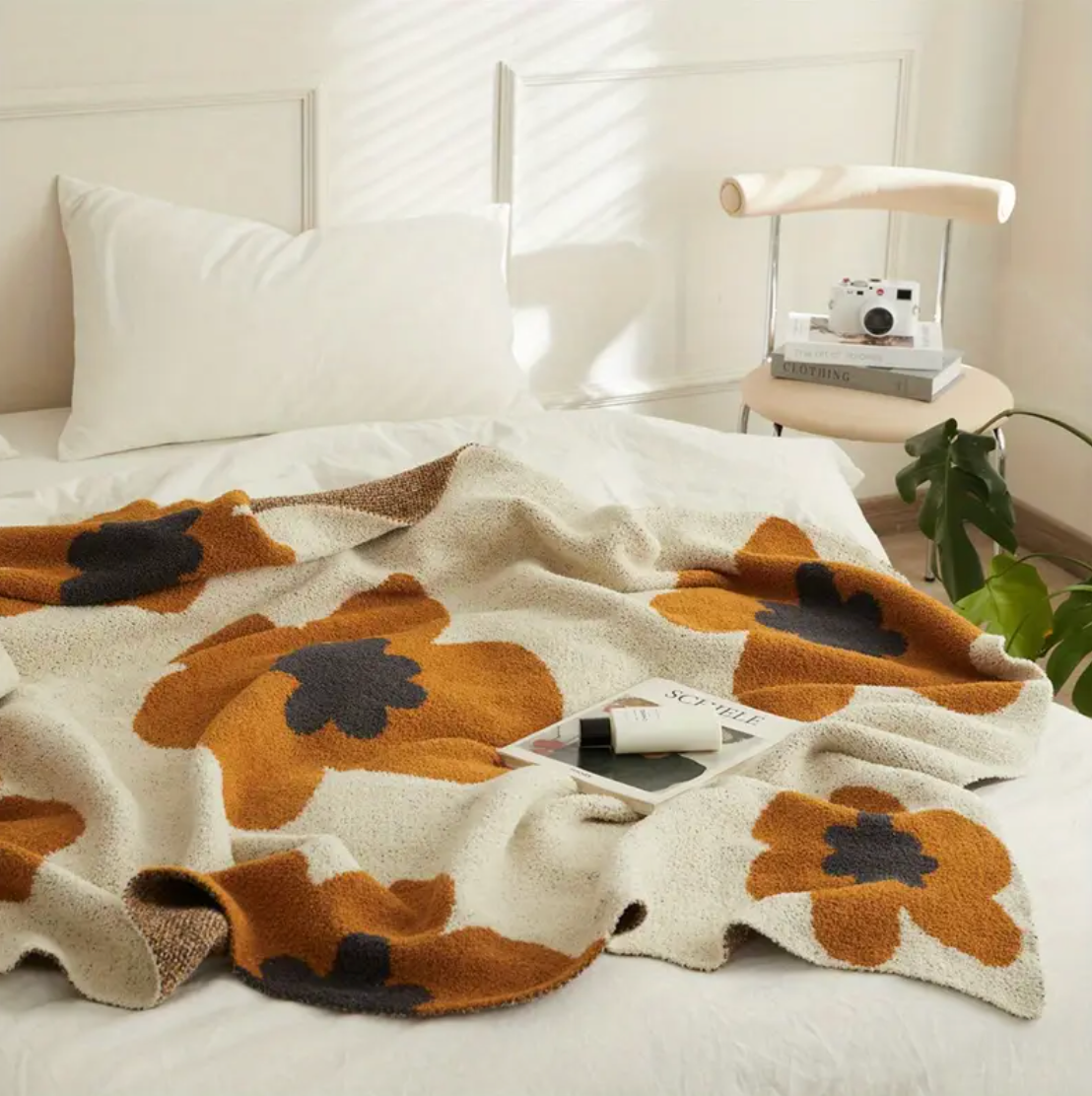 Couverture Fleur Nordique – Élégance Scandinave et Chaleur Douce Blanket Electro Paris