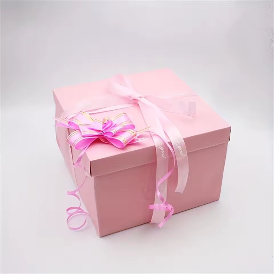 Coffret Cadeau Surprise Explosion DIY Pour Créer Des Souvenirs Inoubliables Surprise DIY gift box Electro Paris Rosa