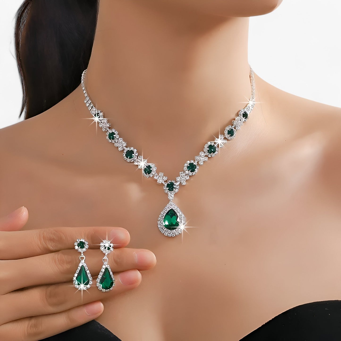 Set de Colliers Élégant Pour Mariage 2 Pièces Avec Pendentif Goutte Et Boucles d’Oreilles Jewelry Electro Paris