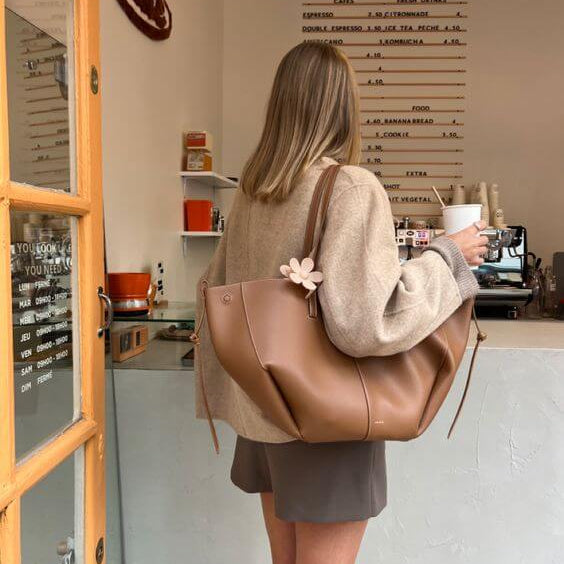 Sac à Bandoulière Vintage en Cuir – Grand Tote Élégant pour le Quotidien et les Voyages Shopper Bags Electro Paris