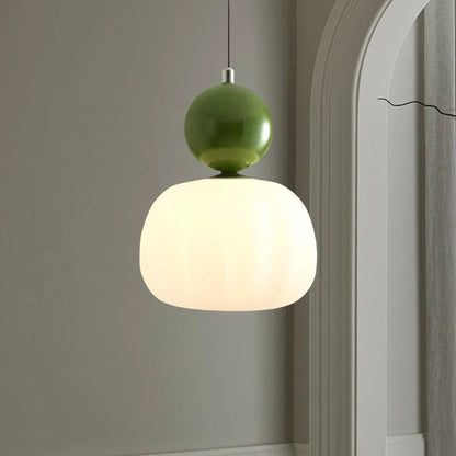 Suspension Globe Crème pour Intérieurs Élégants Ceiling Lamp Electro Paris Une Tête Vert