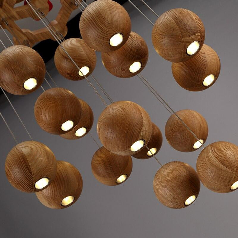 Suspension globe en bois naturel avec longueur de suspension réglable Ceiling Lamp Electro Paris