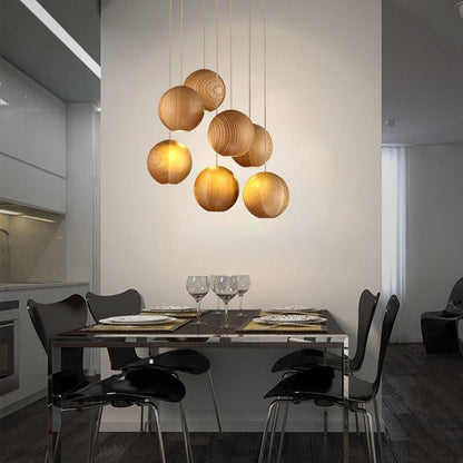 Suspension globe en bois naturel avec longueur de suspension réglable Ceiling Lamp Electro Paris