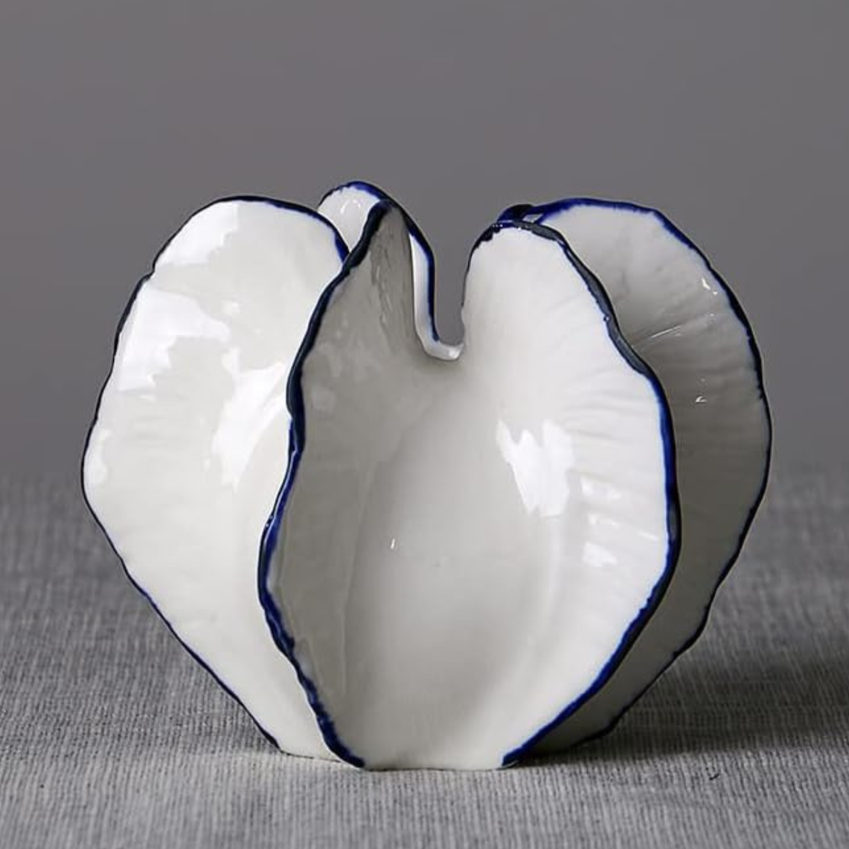 Vase Décoratif en Céramique Blanc – Élégance Moderne pour Salon Vases Electro Paris