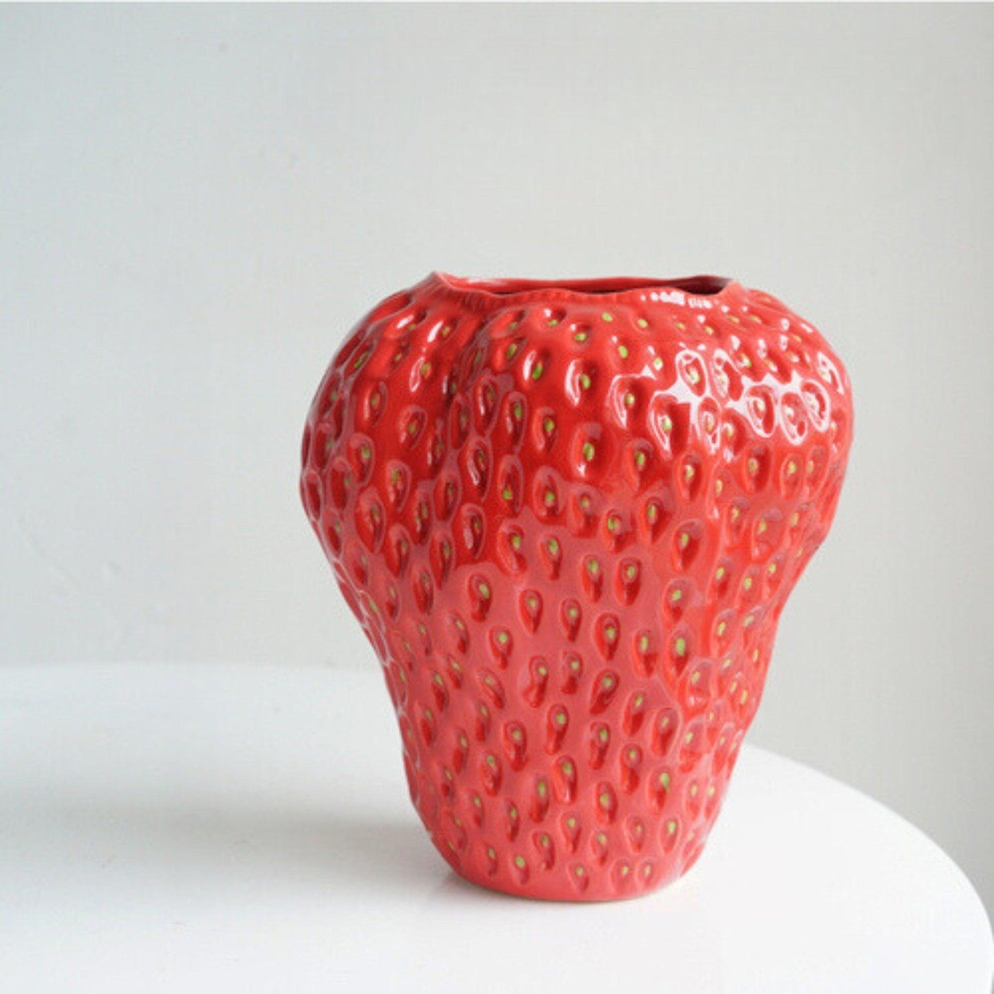 Vase en Céramique Fraise Florale – Décoration Ludique pour la Maison Vases Electro Paris Rouge grand