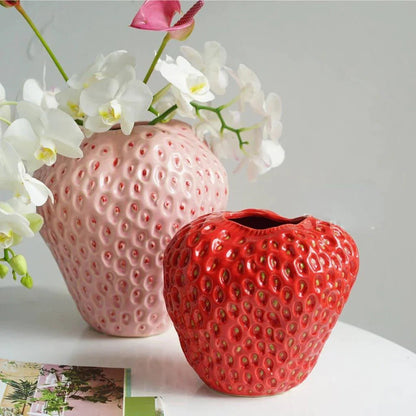 Vase en Céramique Fraise Florale – Décoration Ludique pour la Maison Vases Electro Paris