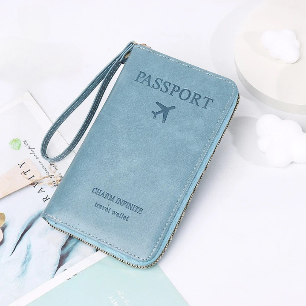 Portefeuille RFID En Cuir Élégant Pour Voyageurs Modernes Et Organisation Optimale Passport holder Electro Paris Bleu ciel