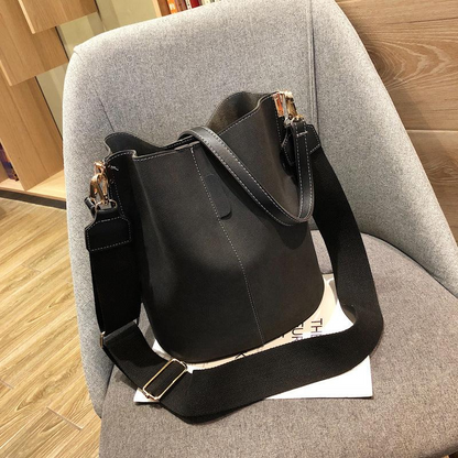 Sac à Épaule en Cuir Élégant pour Femme – Style Classique et Intemporel women bags Electro Paris Noir
