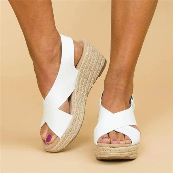 Sandales d’été pour femmes offrant confort maximal et look élégant avec talon compensé Women Sandals Electro Paris Blanc 35
