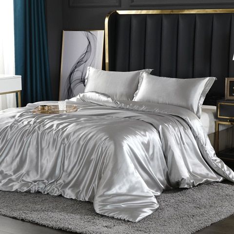 Ensemble De Literie 4 Pièces En Soie Satin Avec Housse De Couette Drap Et 2 Taies D’Oreiller Black Friday Deal Bedding Electro Paris Argent Drap housse 150 cm + drap housse 200 x 230 cm + 2 taies d'oreiller
