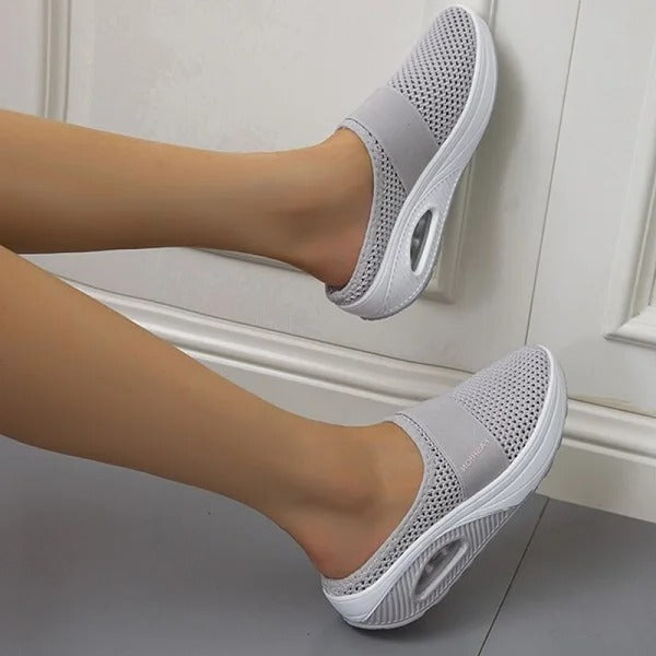 Sandales à Talon Compensé Confort Plus – Maintien et Élégance au Quotidien Women's Shoes Electro Paris Gris clair 35