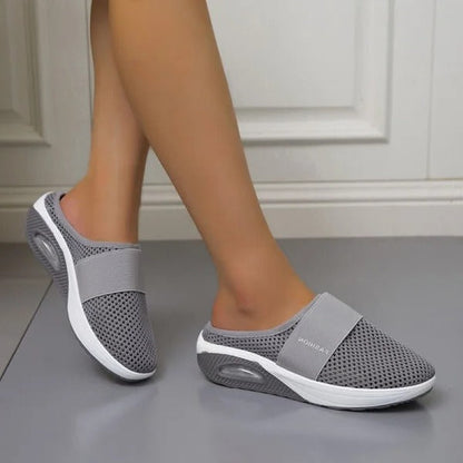 Sandales à Talon Compensé Confort Plus – Maintien et Élégance au Quotidien Women's Shoes Electro Paris Gris foncé 35