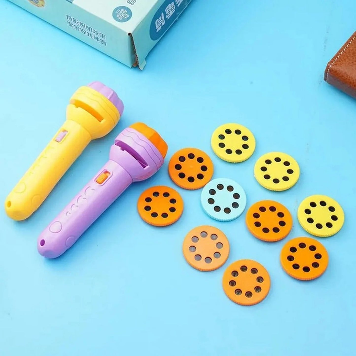 Lampe de Poche Projecteur pour Enfants – Veilleuse et Conte Lumineux Baby Mobiles Electro Paris