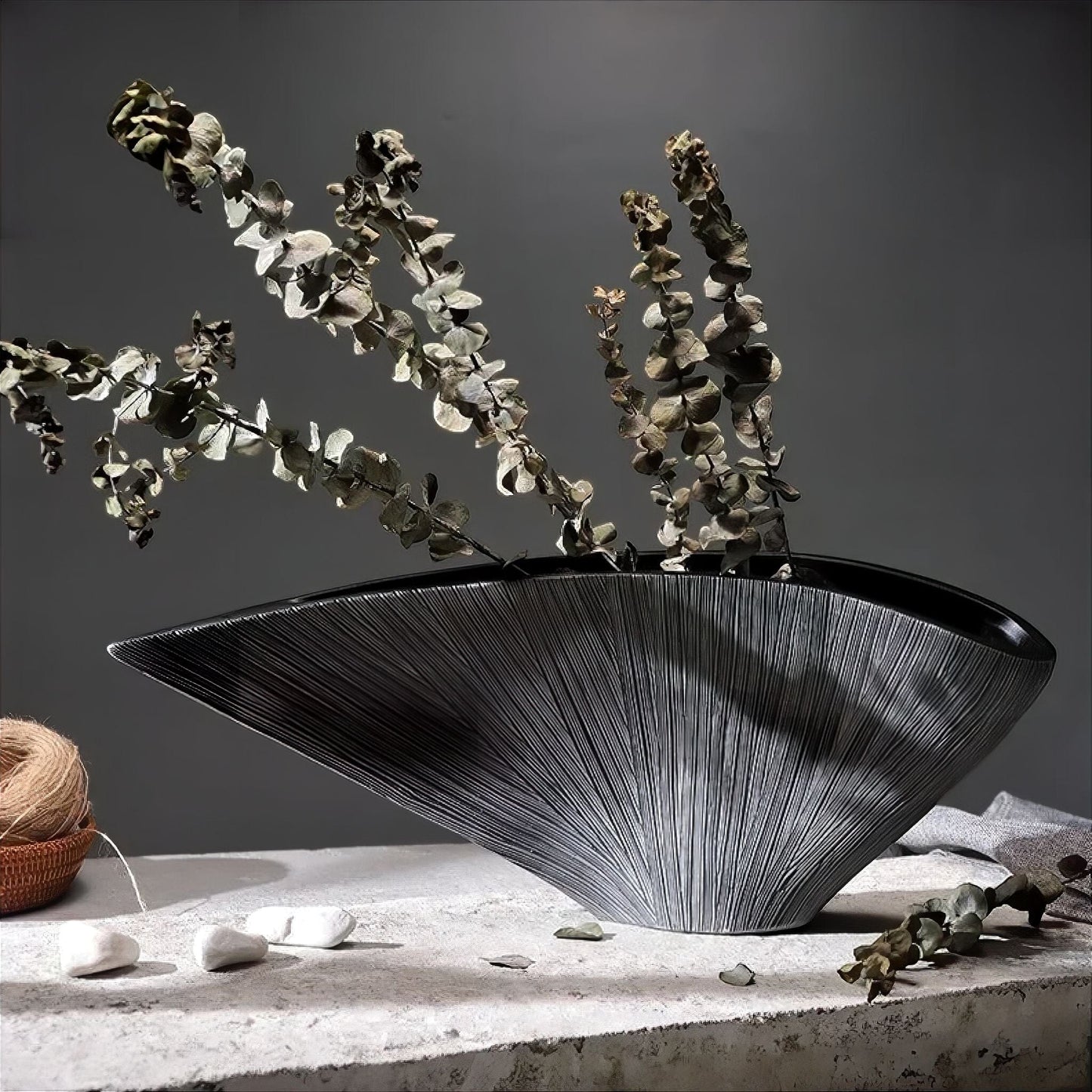 Vase Décoratif Moderne En Céramique Pour Intérieurs Élégants Et Contemporains Vases Electro Paris