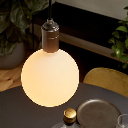 Ampoules LED – Éclairage Économique et Polyvalent Light Bulbs Electro Paris