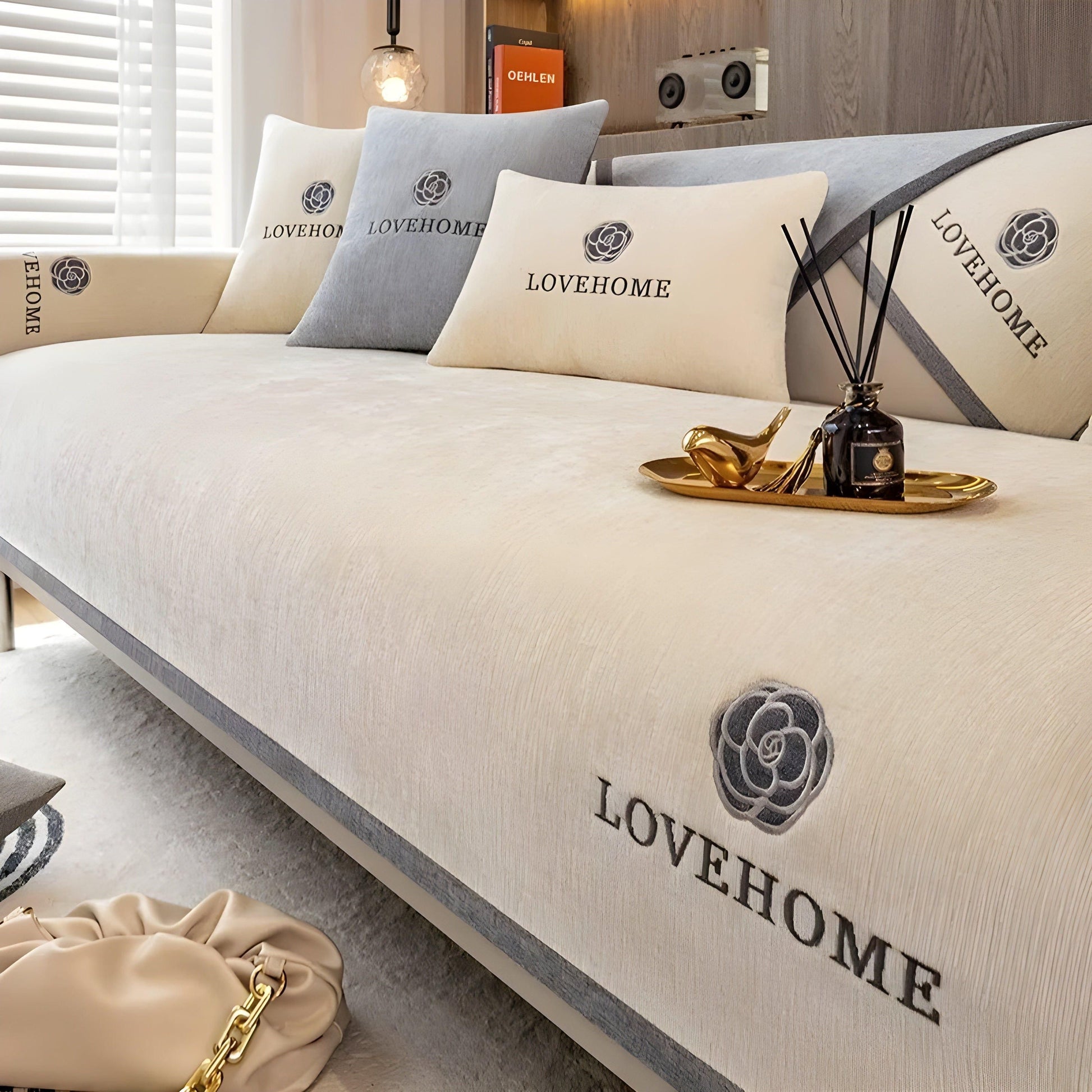 Housse De Canapé Moderne Antidérapante En Tissu Doux Pour Protection Et Style Quotidiens Sofa Cover Electro Paris Beige 70x70cm