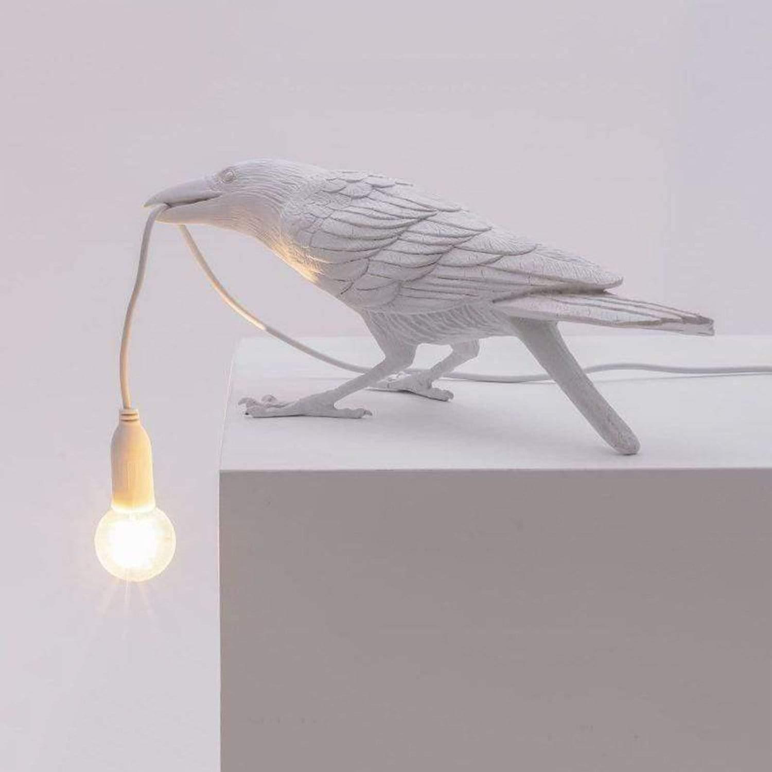 Lampe De Table Oiseau Raven En Résine Avec Lumière Chaude Design Élégant Et Décoratif Pour Salon Table Lamps Electro Paris Blanc Assis