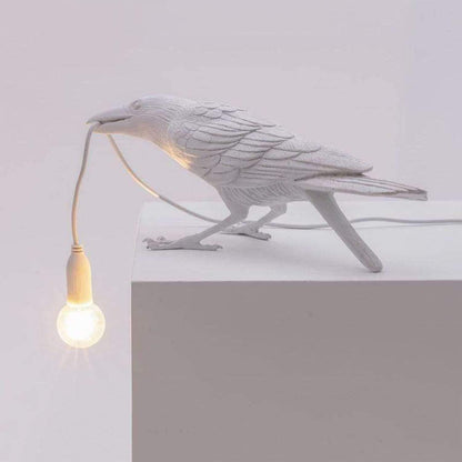 Lampe De Table Oiseau Raven En Résine Avec Lumière Chaude Design Élégant Et Décoratif Pour Salon Table Lamps Electro Paris Blanc Assis