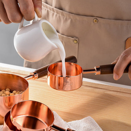 Tasses à Mesurer Élégantes en Acier Inoxydable avec Poignées en Chêne Massif Kitchen Accessories Electro Paris