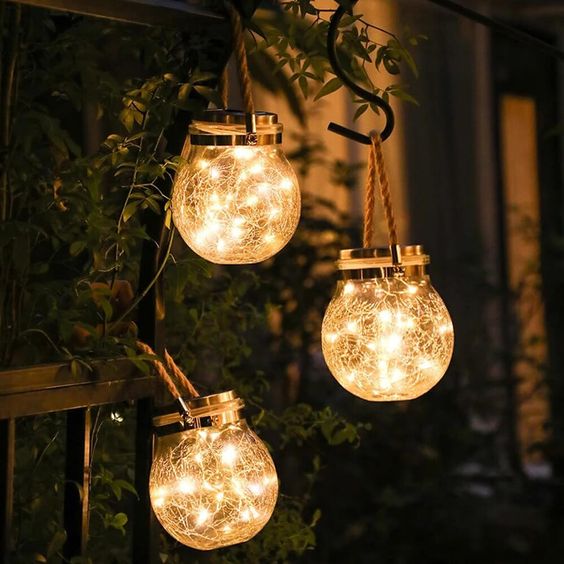 Lanterne Solaire En Verre Pour Jardin Et Extérieur Avec Capteur Crépuscule À Aube Et LED Écologique Outdoor Lights Electro Paris