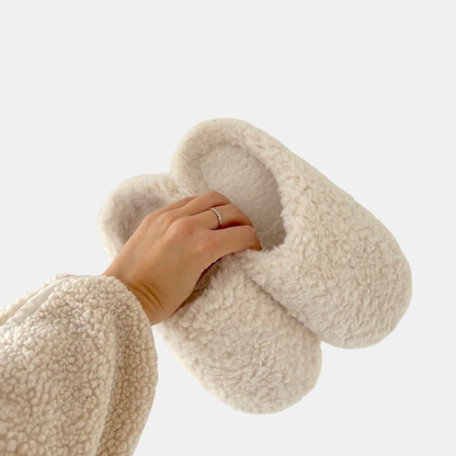 Chaussons Douillets Pour Femme Avec Intérieur En Peluche Et Semelle Antidérapante Nordic Style Slippers Electro Paris Blanc 36