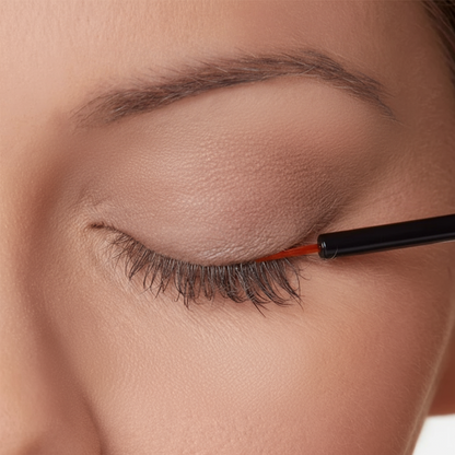 Sérum Pour Cils Naturels Avec Croissance Renforcée, Volume Intense Et Protection Quotidienne Eyelash serum Electro Paris